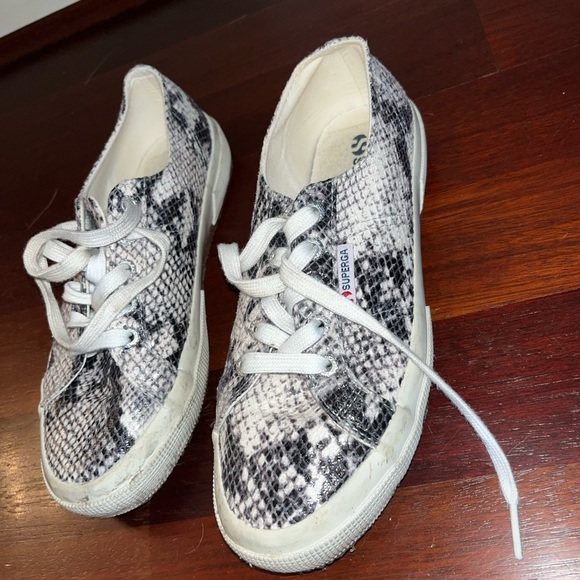 SUPERGA - Black/White Snake Low-Tops - Picture 1 of 2
